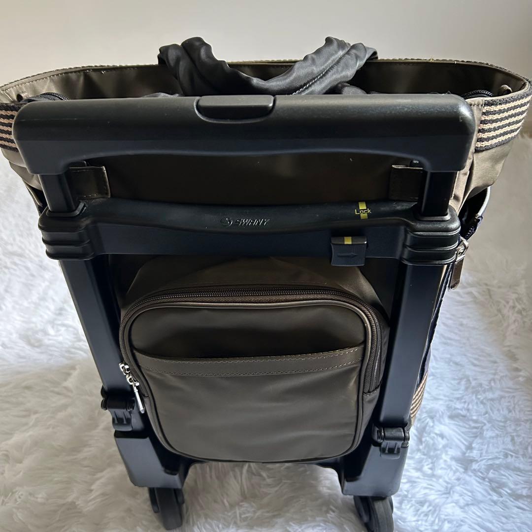 美品⭐︎SWANY キャリーケース　東京デリカ　2way4輪ストッパー機内持ち込み
