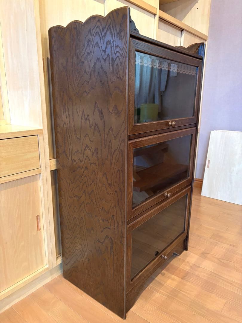 【極美品】ウッドギャラリー樹 Alice ガラスキャビネット 飾り棚