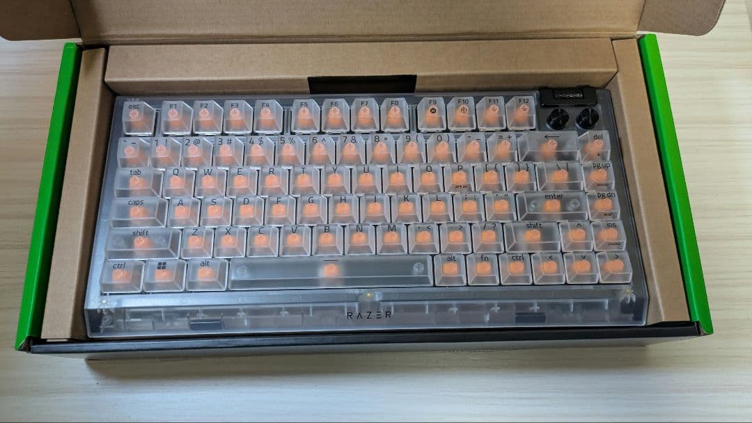 キーボード Razer BlackWidow V4 75% Phantom White