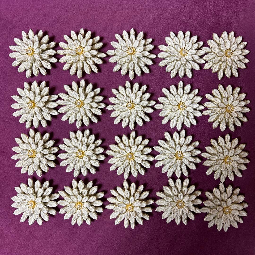 つまみ細工髪飾りnaaa