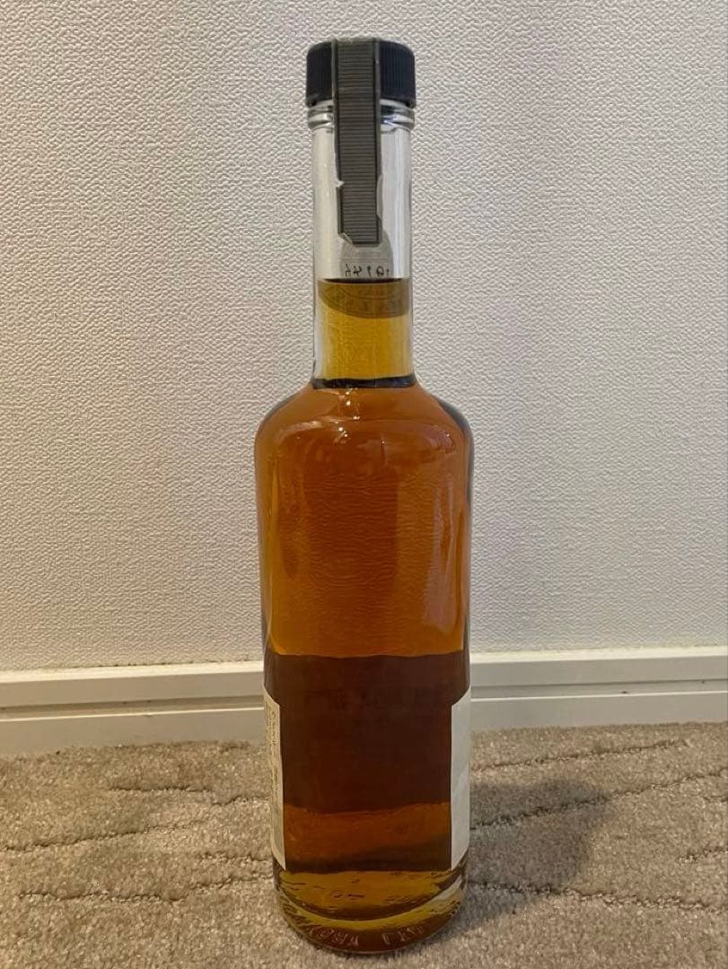 サントリー 山崎蒸溜所謹製 樽出原酒 ピュアモルトウイスキー 未開封