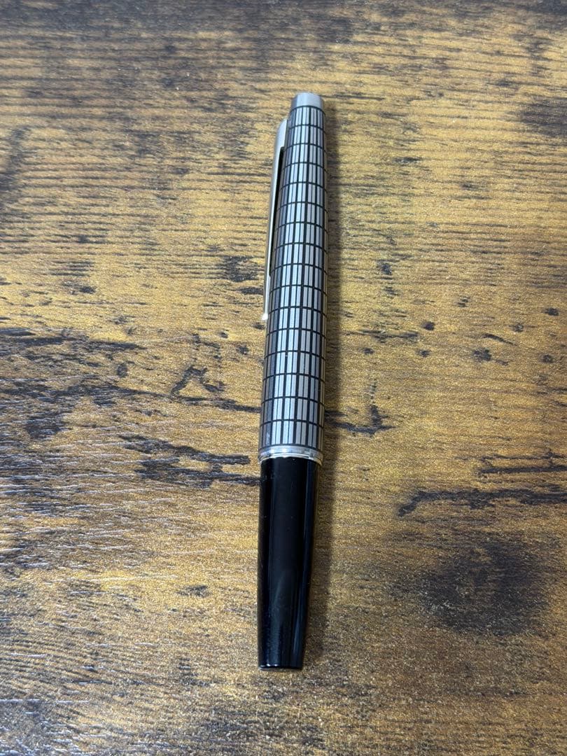 新品未使用　1976年製　蝕刻　エリート　18金　万年筆　パイロット　細字