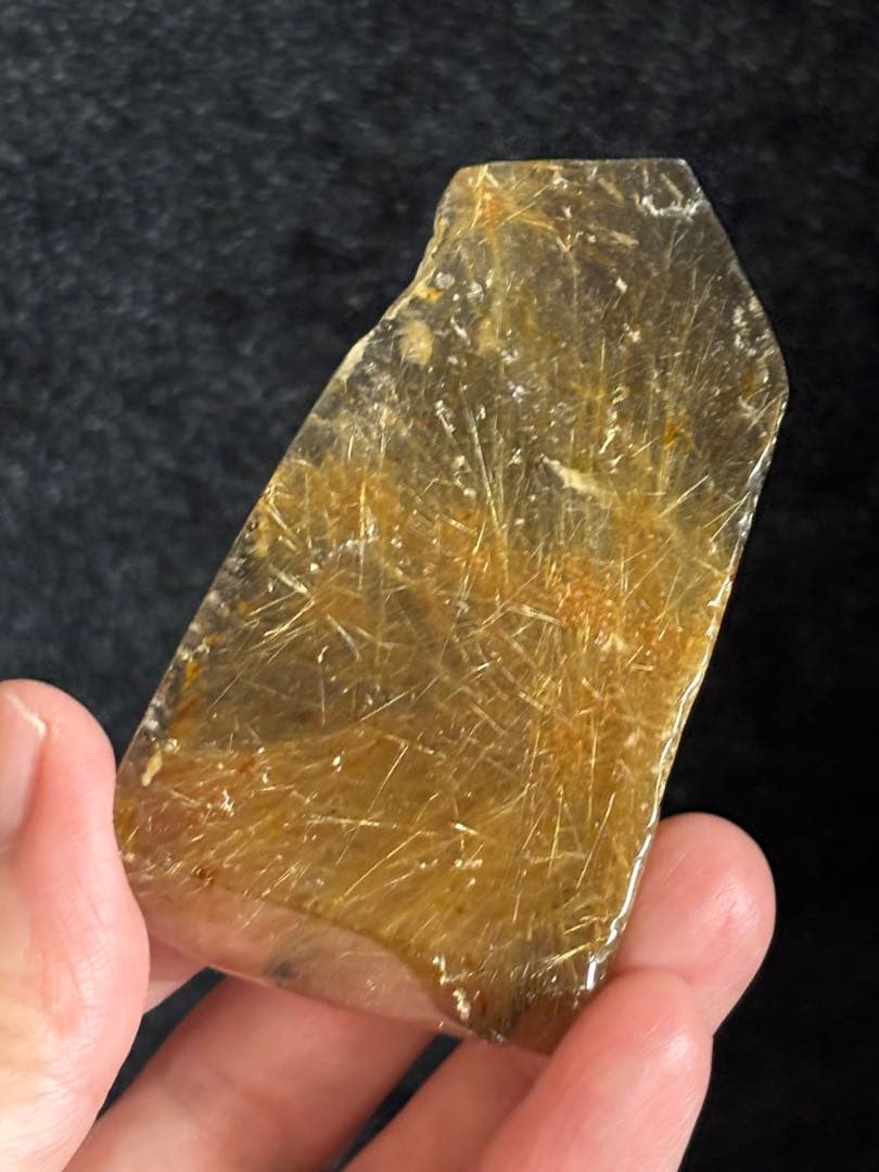 ゴールドルチルクォーツスラブ　プレート　かわいい　買い得　天然石