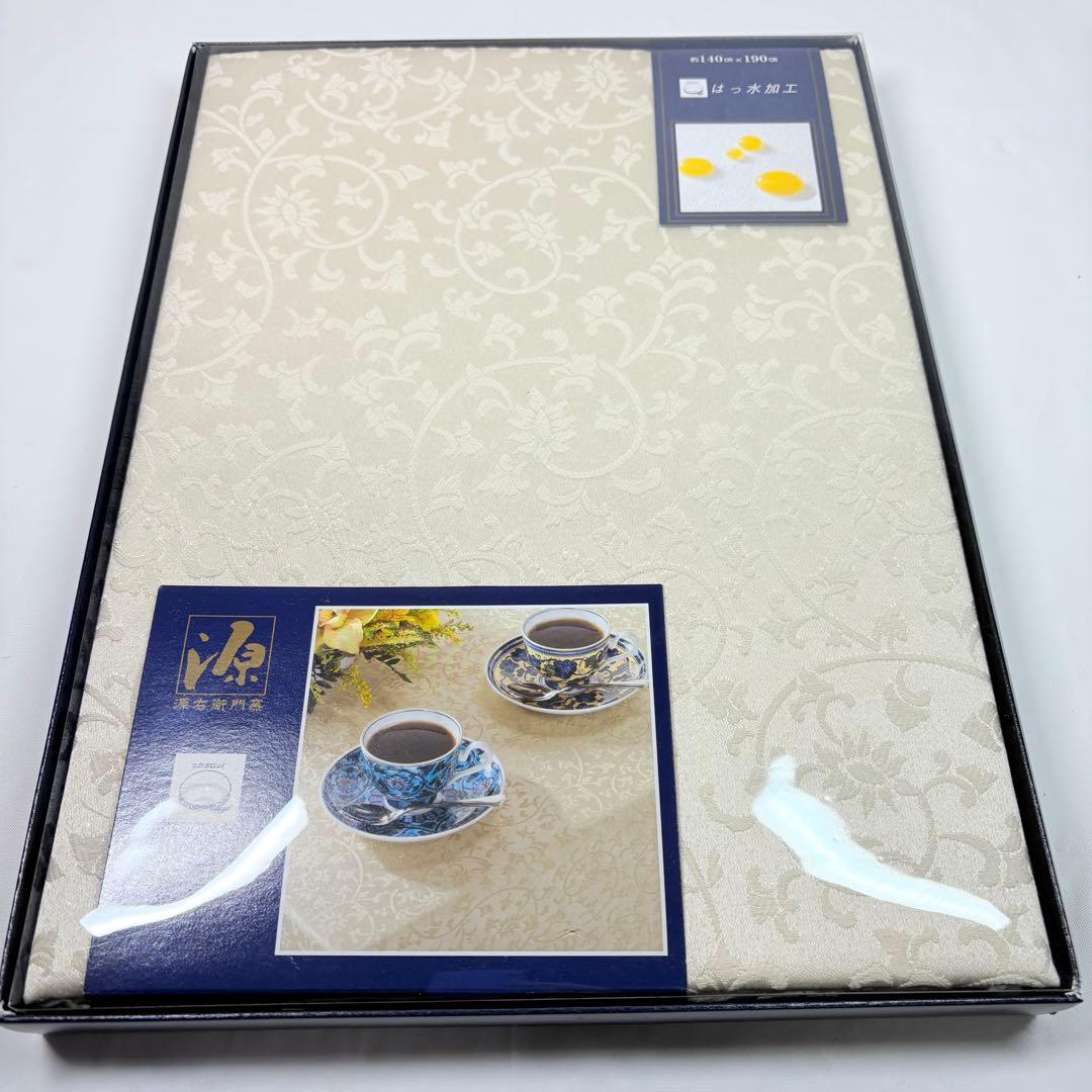 源右衛門 源コレクション テーブルクロス　唐花文