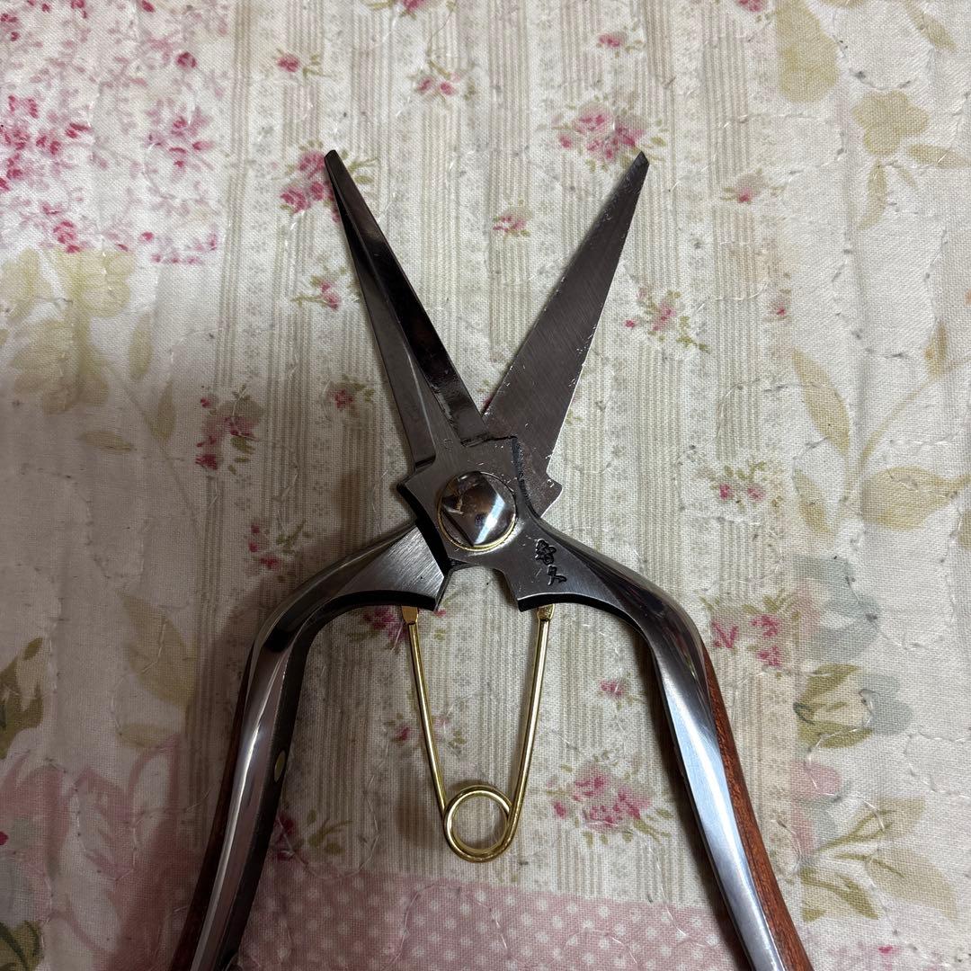 新品未使用　花切り鋏