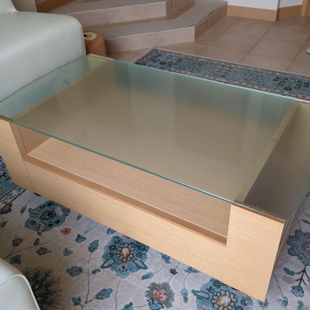 大塚家具：モダンセンターテーブル ガラス・木材製