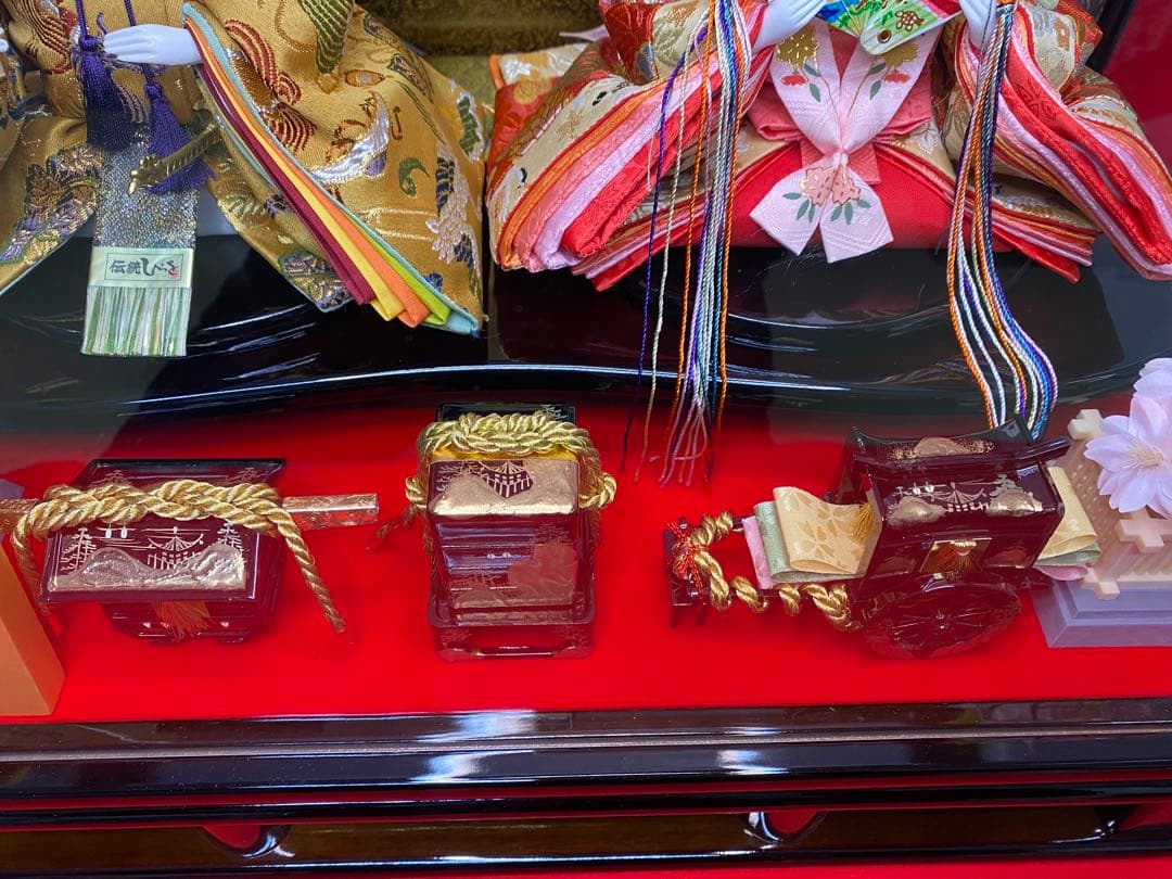 東京久月　雛人形　親王飾りアクリルケース入・間口約５６×奥行約３３×高さ約４０㎝