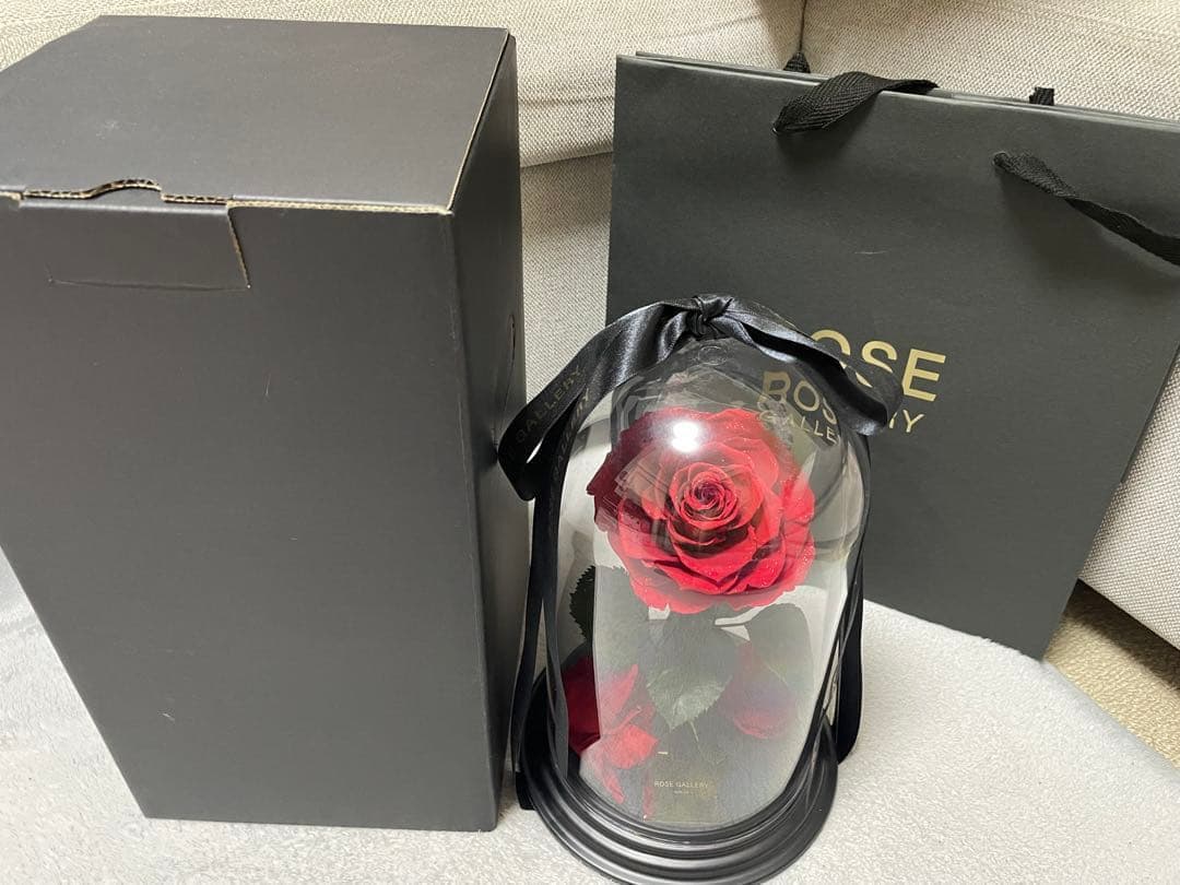 新品未使用ROSE GALLERY プリザーブドローズ ドーム型