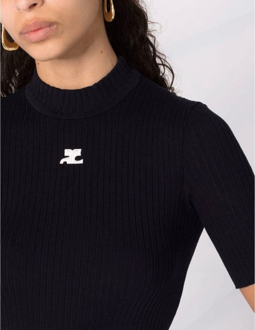 Courreges クレージュ ロゴハイネック半袖トップス 黒