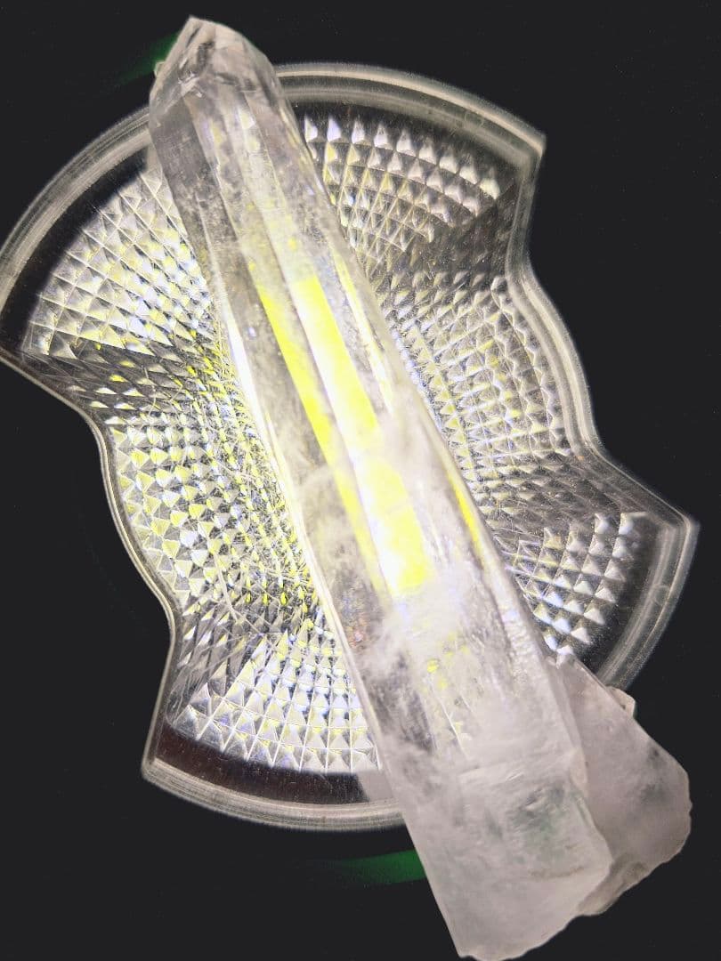 超高波動‼️ネパール マカルー産 水晶