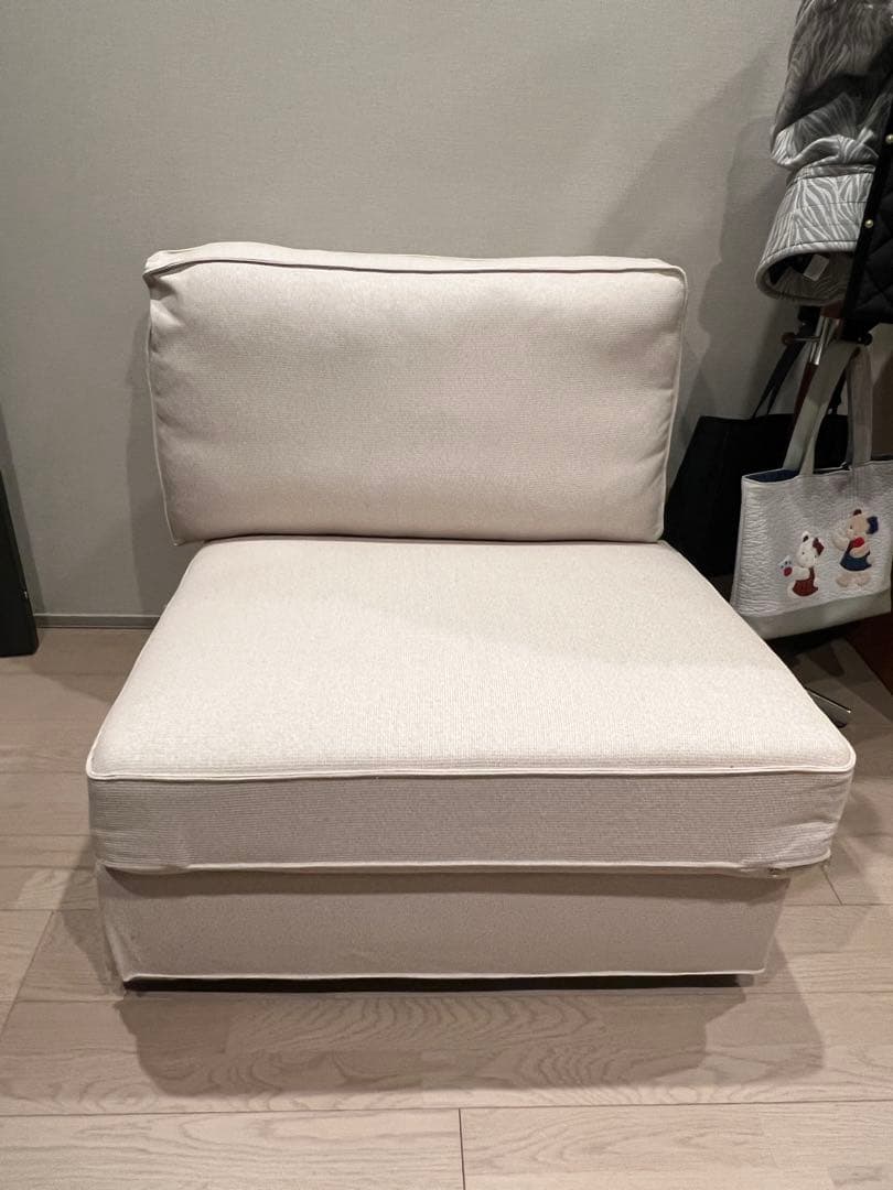 KIVIK シーヴィク 1人掛けソファベッド, トレースンド ライトベージュ