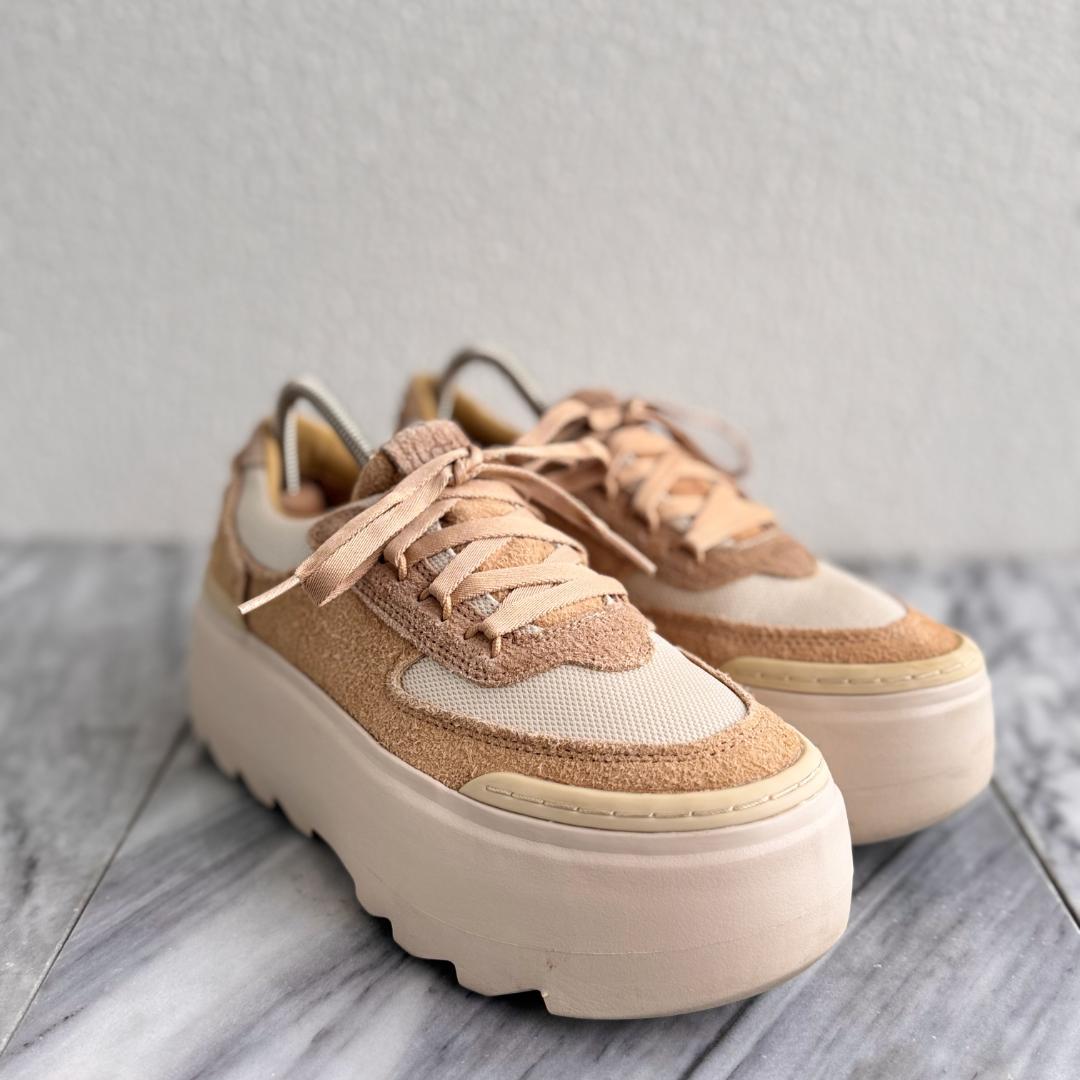 UGG アグ マリン メガ レース スニーカープラットフォームス厚底 24