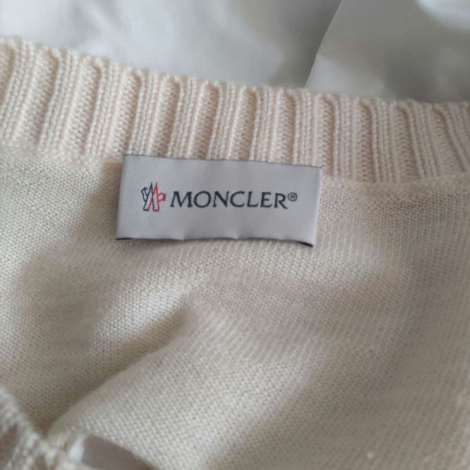 美品 モンクレール レディース ニット 切り返し クリーム サイズ XS