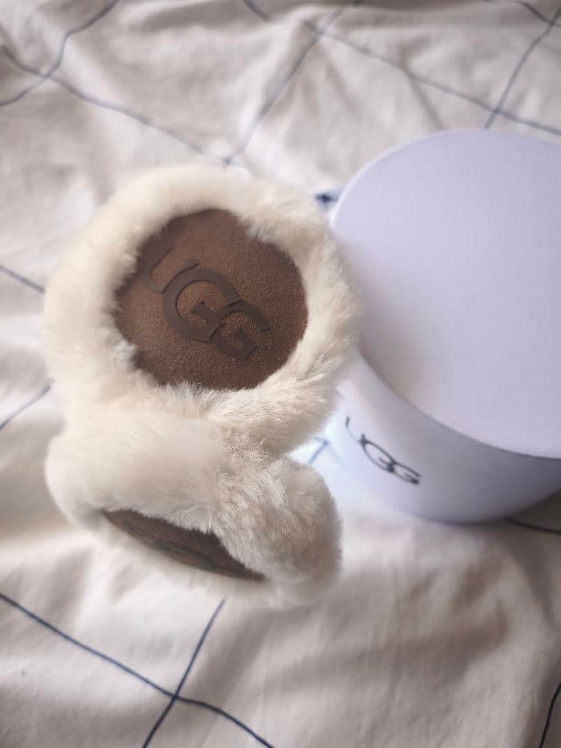 【新品】UGG イヤーマフ 新品未使用 チェスナット