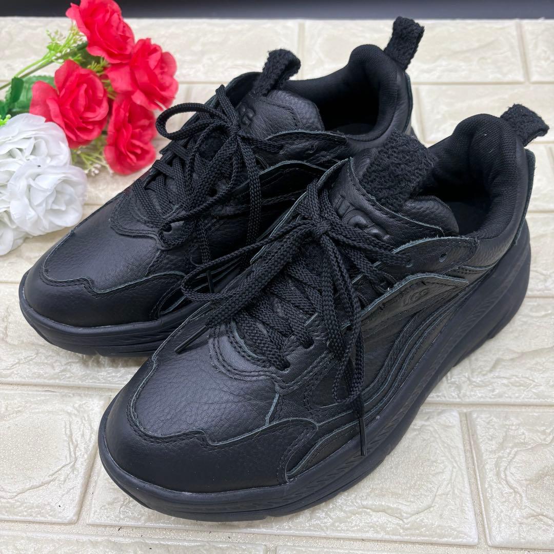 にこ☺︎　UGG アグ　厚底スニーカー　1142630 ブラック　24
