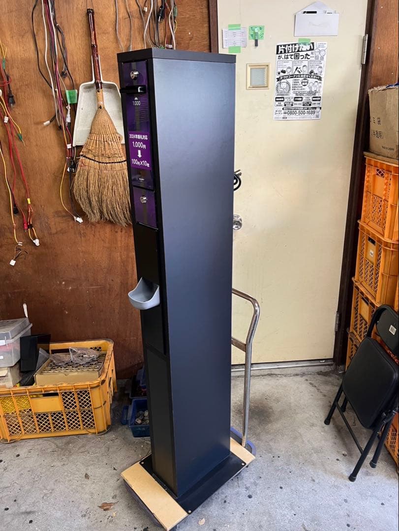 両替機　中古架台付　1000円→100円×10枚　令和6年新札対応　送料込