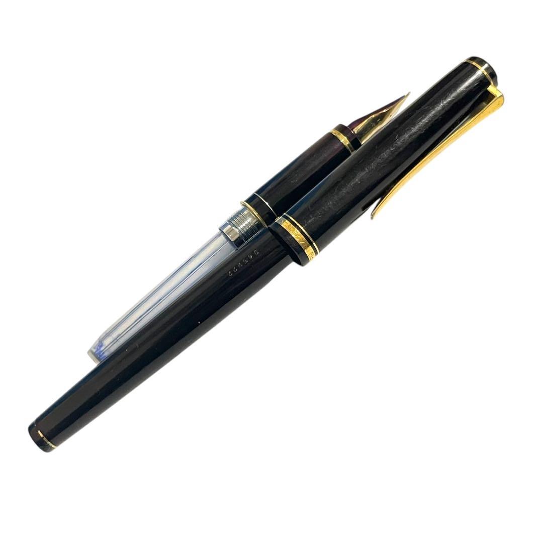 パイロット エラボー（ELABO） 万年筆 金色装飾 14K