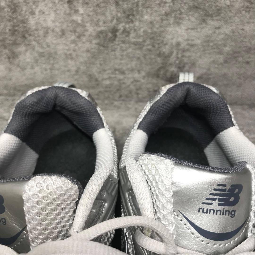 美品　New Balance MR530LG 【24.5】スニーカー　シルバー