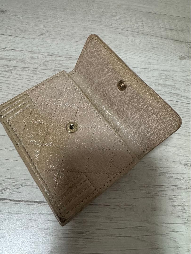 CHANEL ボーイシャネル キャビアスキン　三つ折り財布