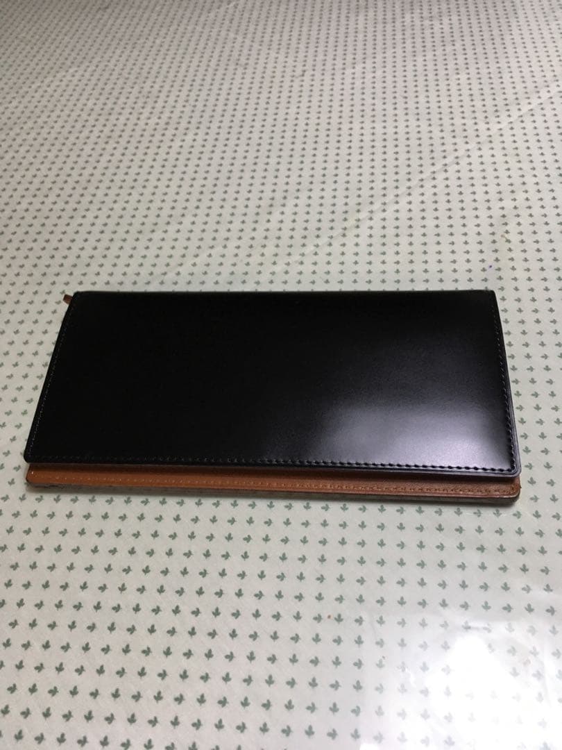 土屋鞄　長財布　CORDOVAN この品物はエルです。