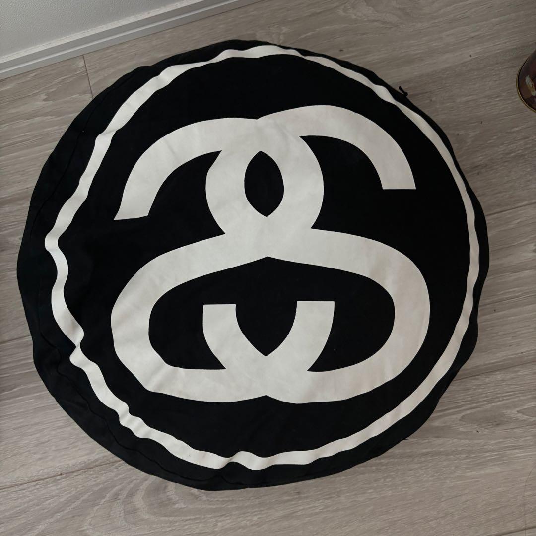 ストゥーシー クッションSTUSSY