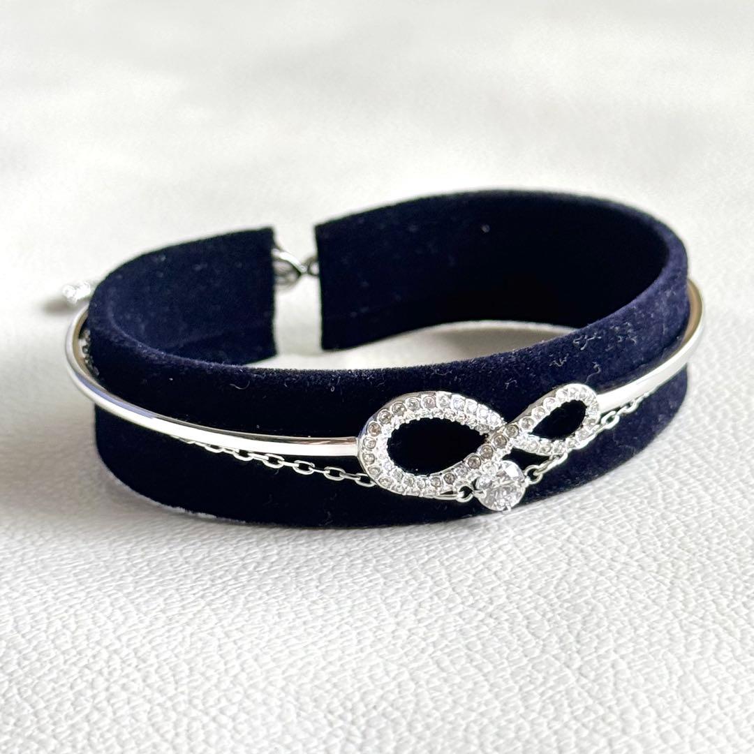 【未使用】スワロフスキー インフィニティ バングル ブレスレット 無限大