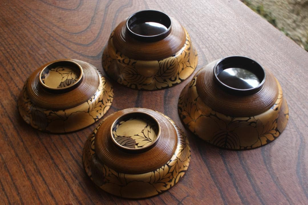 小傷あり！風情ある千筋糸目に極上桐花蒔絵の映えるお椀2点（検輪島塗懐石椀雑煮椀