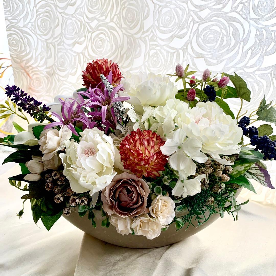 フラワーアレンジメント　白インテリア　フラワーギフト　お花置物　和インテリア