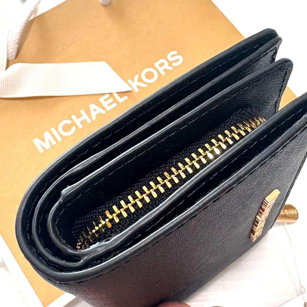 ⭐︎ 【新品、未使用品】※タグ付き♪かわいい♡マイケルコース 2つ折り財布ブラック