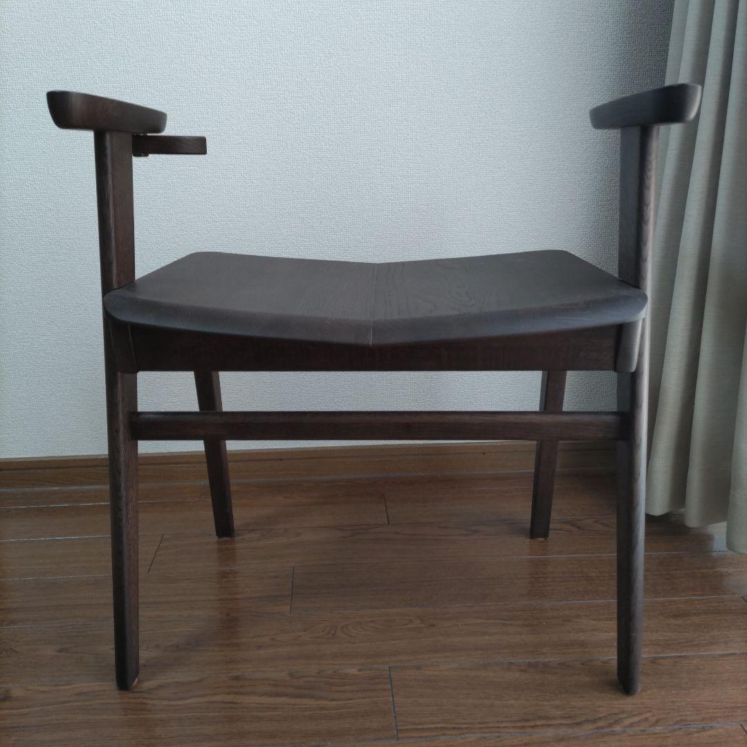 カリモク家具 アーム付 スツール モカブラウン　玄関椅子