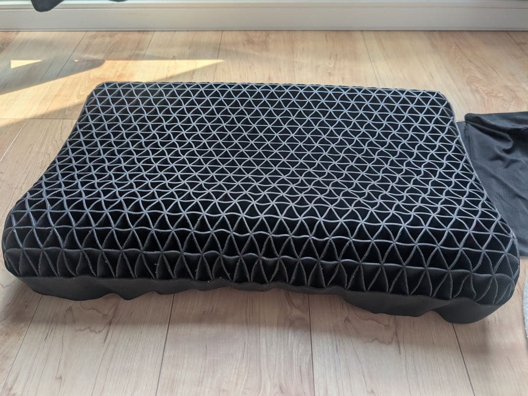 ヒツジのいらない枕　カバー2枚付き　至極