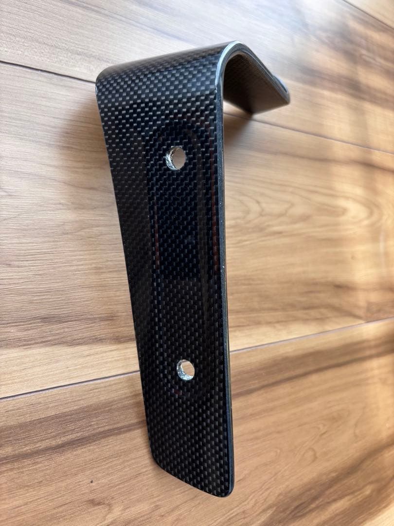 Z900RS用　ストライカー　カーボンラジエターサイドシュラウド　左右セット