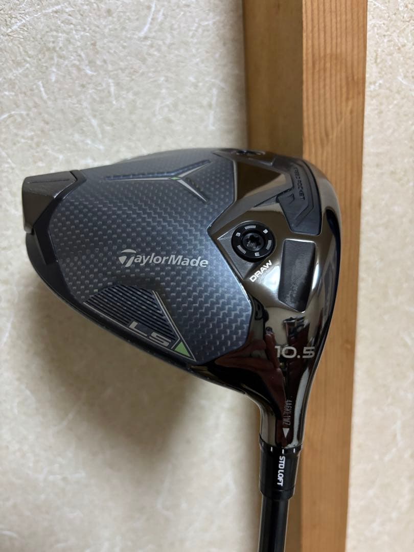 TaylorMade QI35 LS ドライバー 10.5度