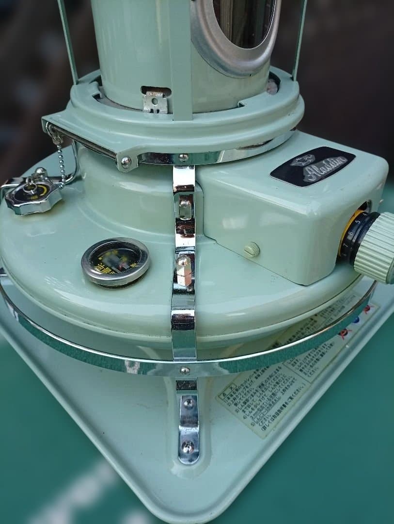 アラジンメンテナンス済。純正芯交換済。取り扱い説明書。グリーン