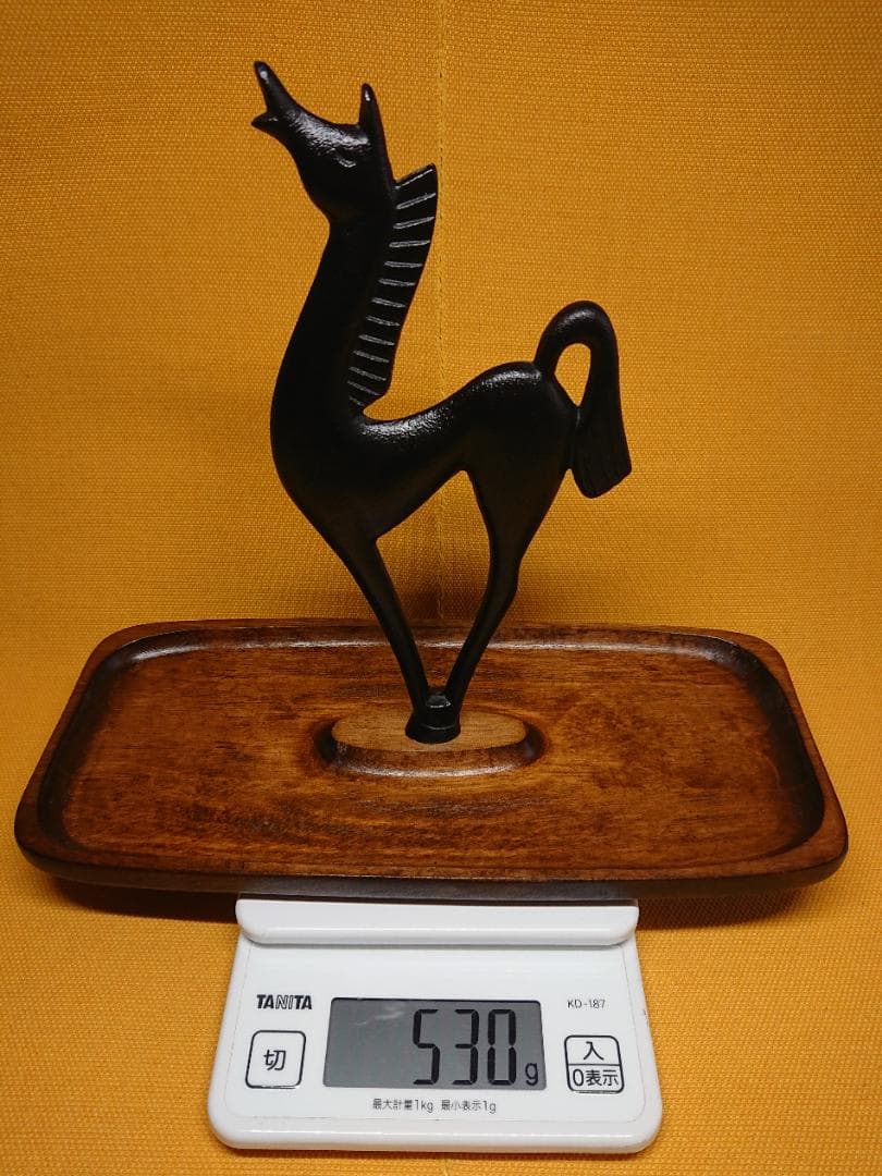 【美品】ウマ　馬　ビンテージ　トレー　金属　置物　インテリア　工芸品　A3469