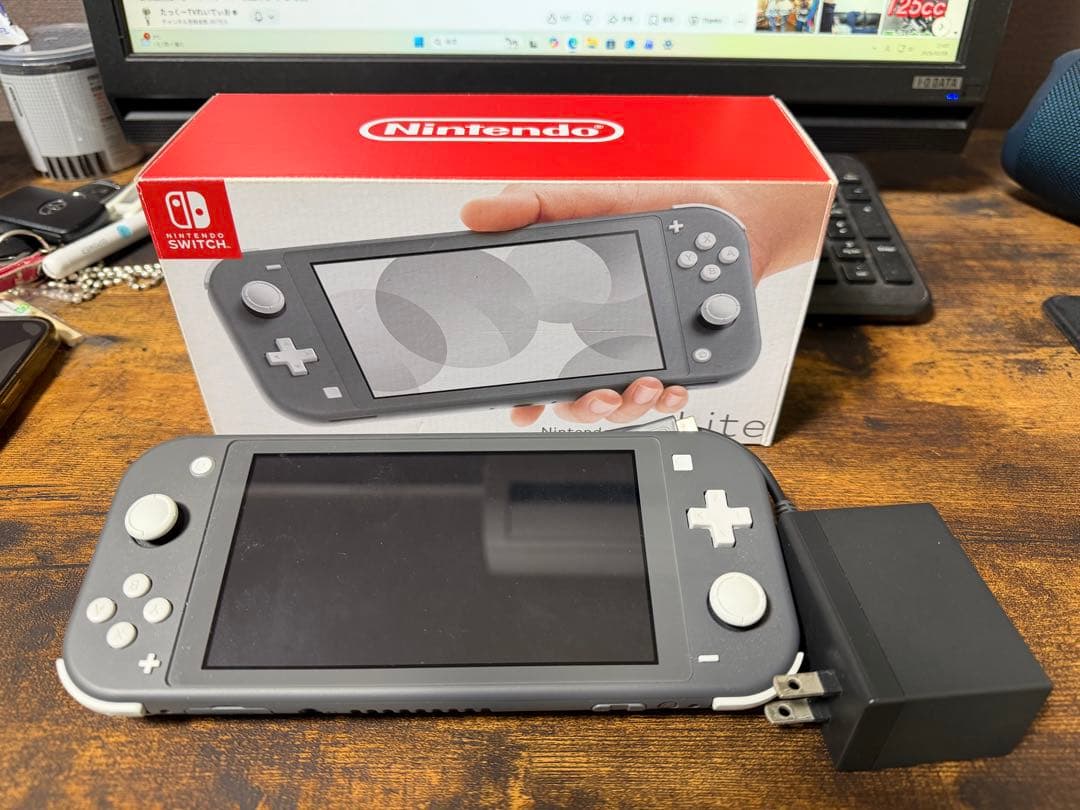 Nintendo Switch light グレー　箱　充電アダプタ付き