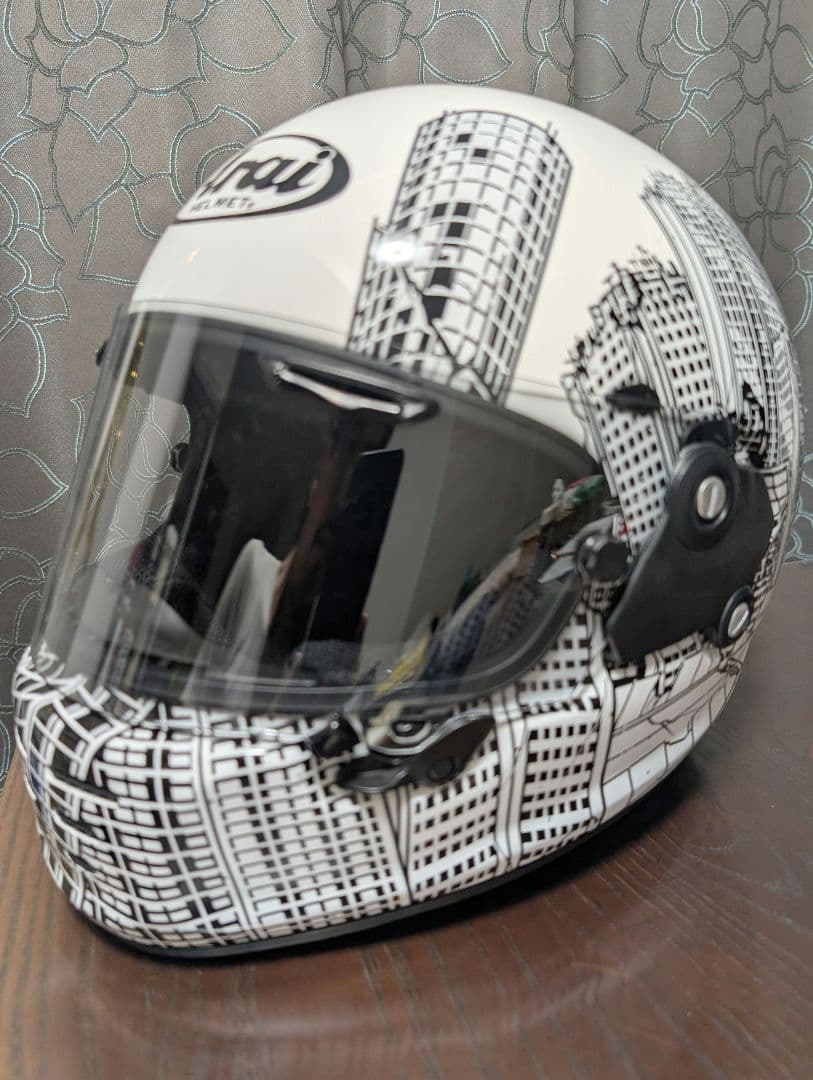 値下げ‼️早いもの勝ち‼️Arai Rapide NEO ROARS