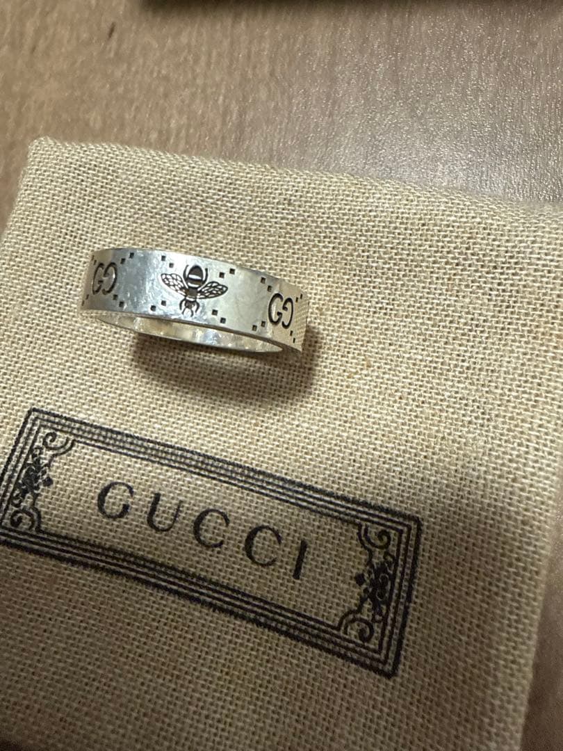 GUCCI シルバーリング 蜂　サイズ23
