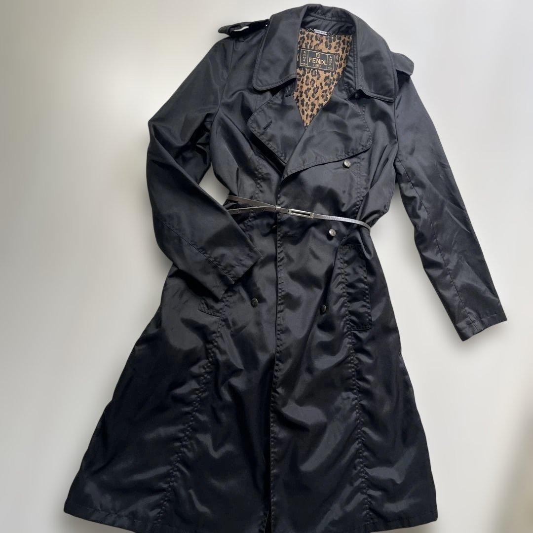 お値下げ⭐️美品⭐️FENDI ブラック トレンチコート ヒョウ柄裏地
