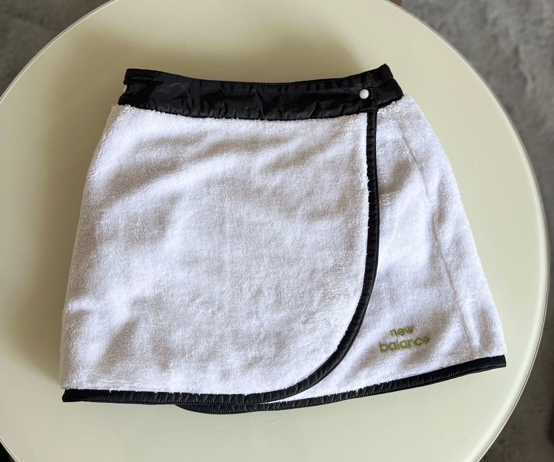 【NewBalanceGolf】リバーシブルベスト＆スカートセット♡早い者勝ち