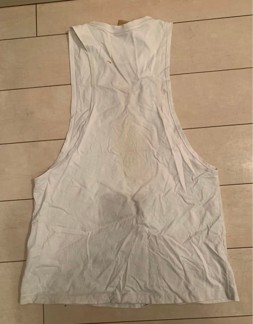 【最終値下げ】リフトタンクトップ2着、Tシャツ1着、パンツ1着セット ジム