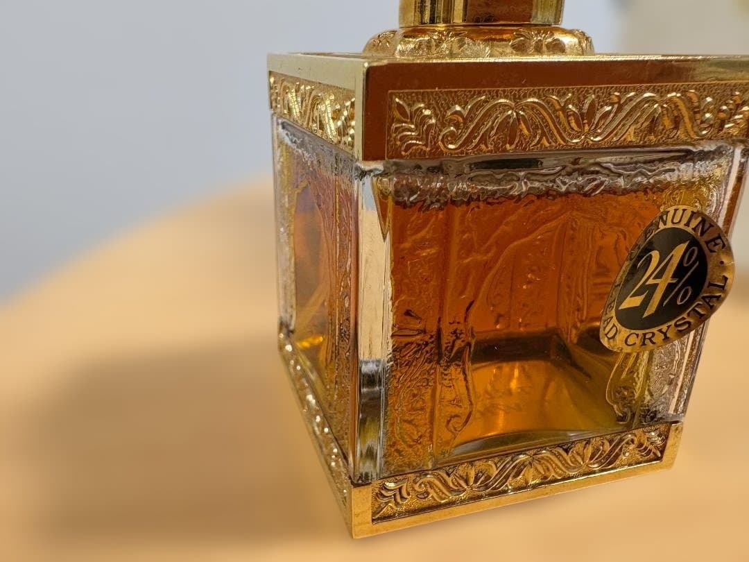 希少　アムアージュ　クリスタル&ゴールド　レディースオードトワレ