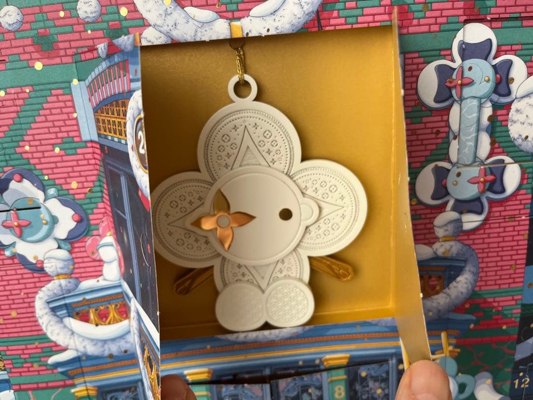 ルイヴィトン アドベントカレンダー クリスマス