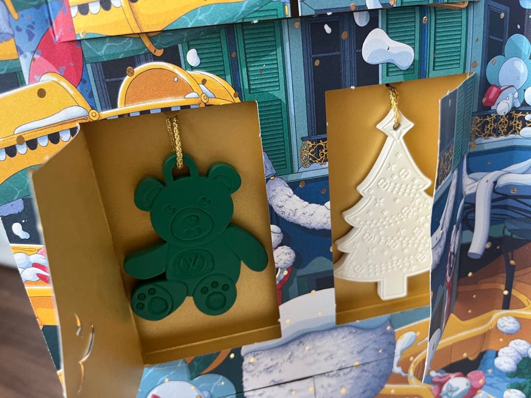 ルイヴィトン アドベントカレンダー クリスマス