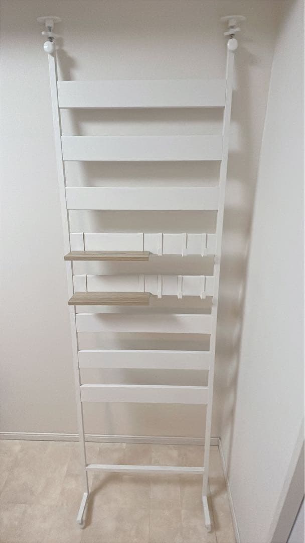 【幅60cm】つっぱり式ラック　ラダーラック　スチール　つやなしホワイト