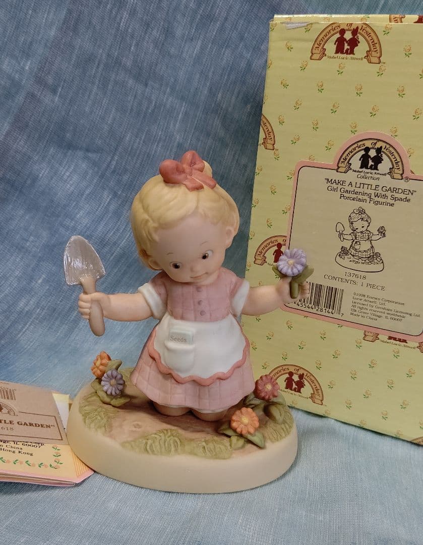 マーベル ルーシー アトウェル \" 小さな庭を作りましょう \" 超レア作品