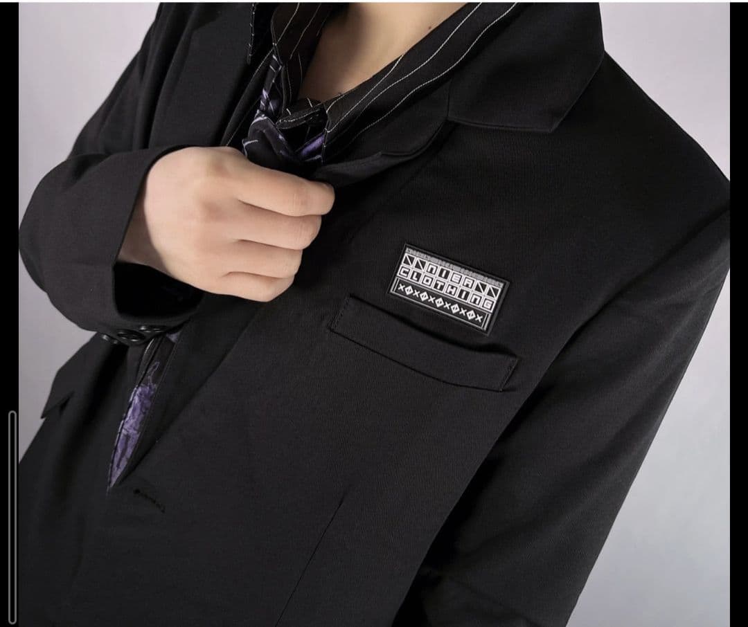 ソウヤ　nier UNISEX ROSE SUITS セットアップ