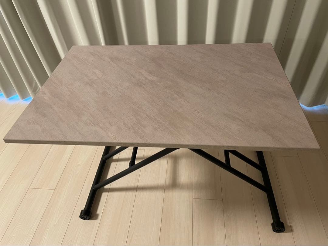 グレージュ　ダイニングテーブル　高さ調節可