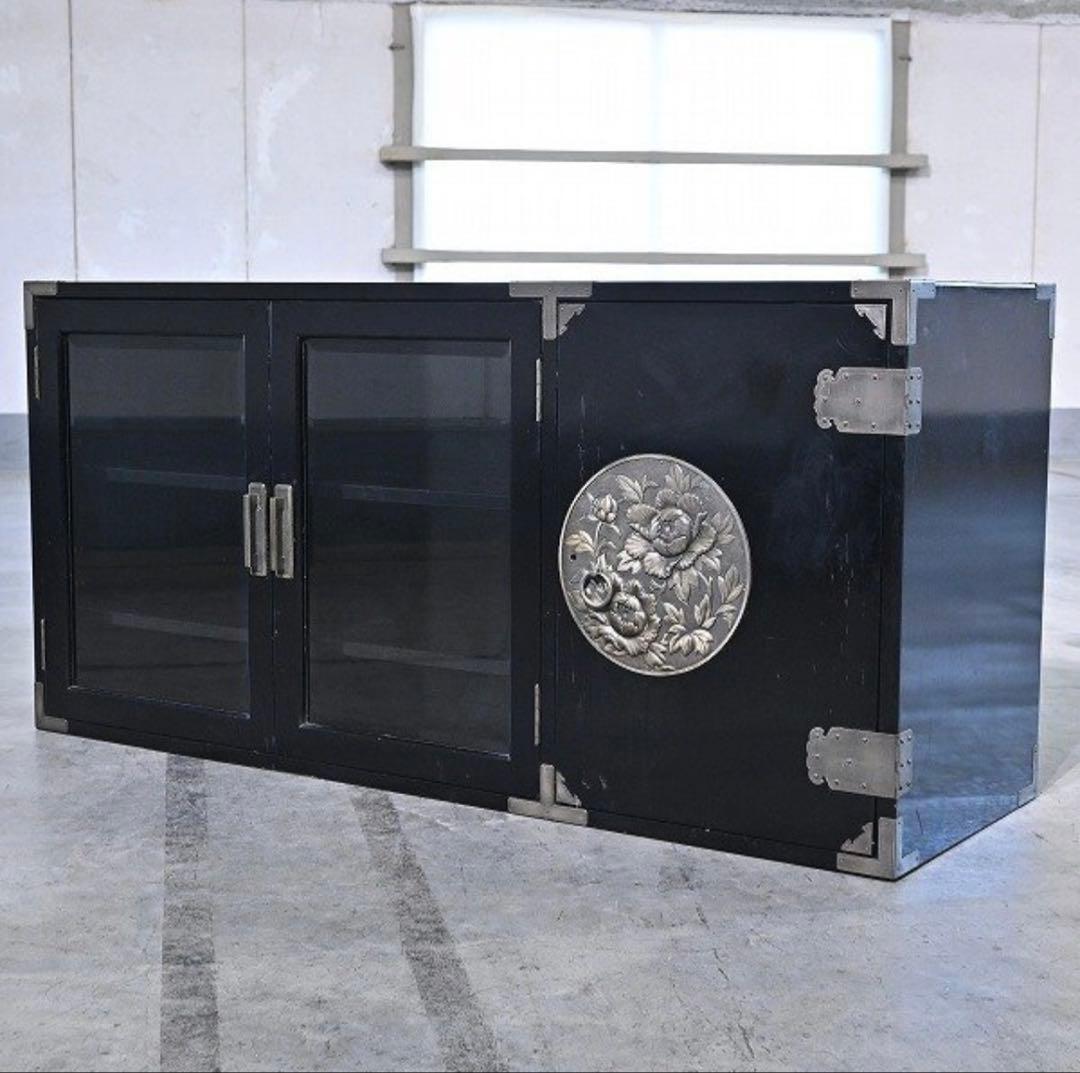 和箪笥 金具装飾 収納 キャビネット ローチェスト 古民家 寝室 玄関 応接間