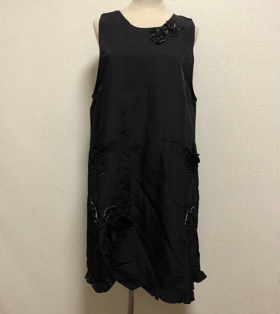 新品 お花モチーフ あったかエプロンドレス ワンピース